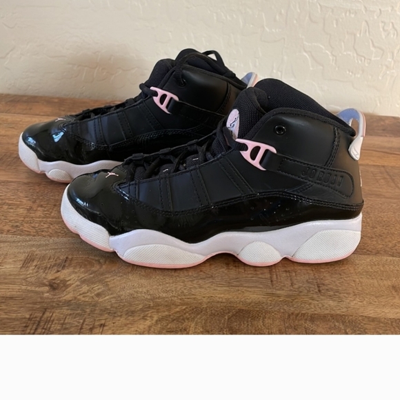 LIKE NEW! NIKE Jordan 6 Rings - Picture 3 of 5